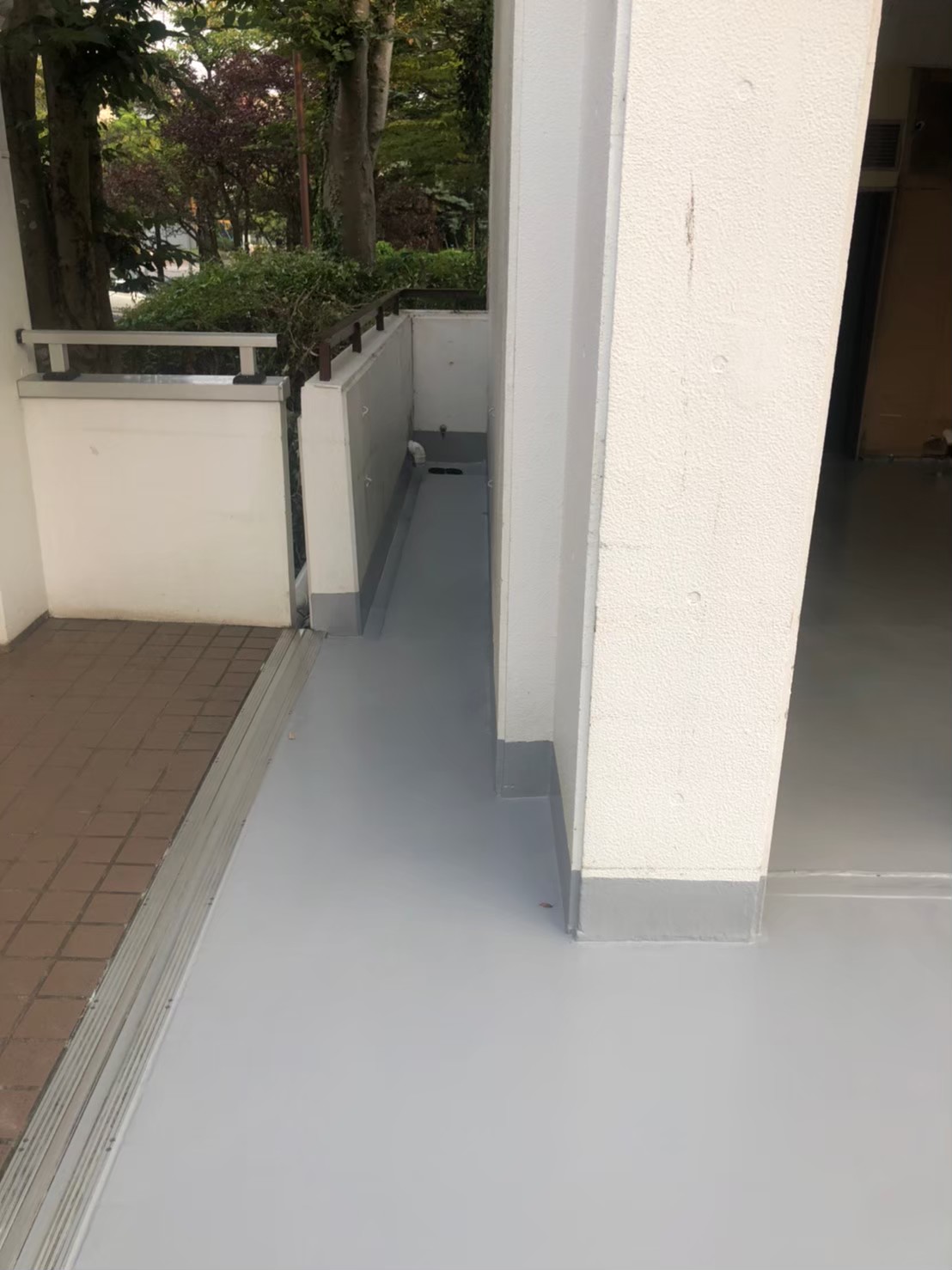川崎市麻生区にて雨漏り修理〈ウレタン防水塗装〉の施工後写真