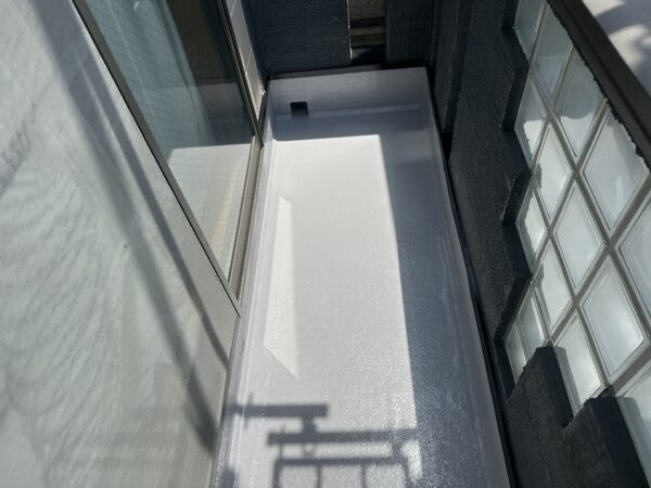 川崎市川崎区にてバルコニー防水塗装の施工後写真